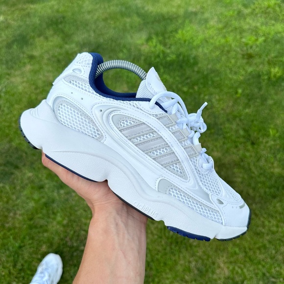 Brand new shoes Adidas Ozmillen White mens size 8 old school - Picture 4 of 8